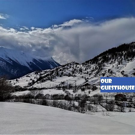Gujejiani Guest House Местія Екстер'єр фото