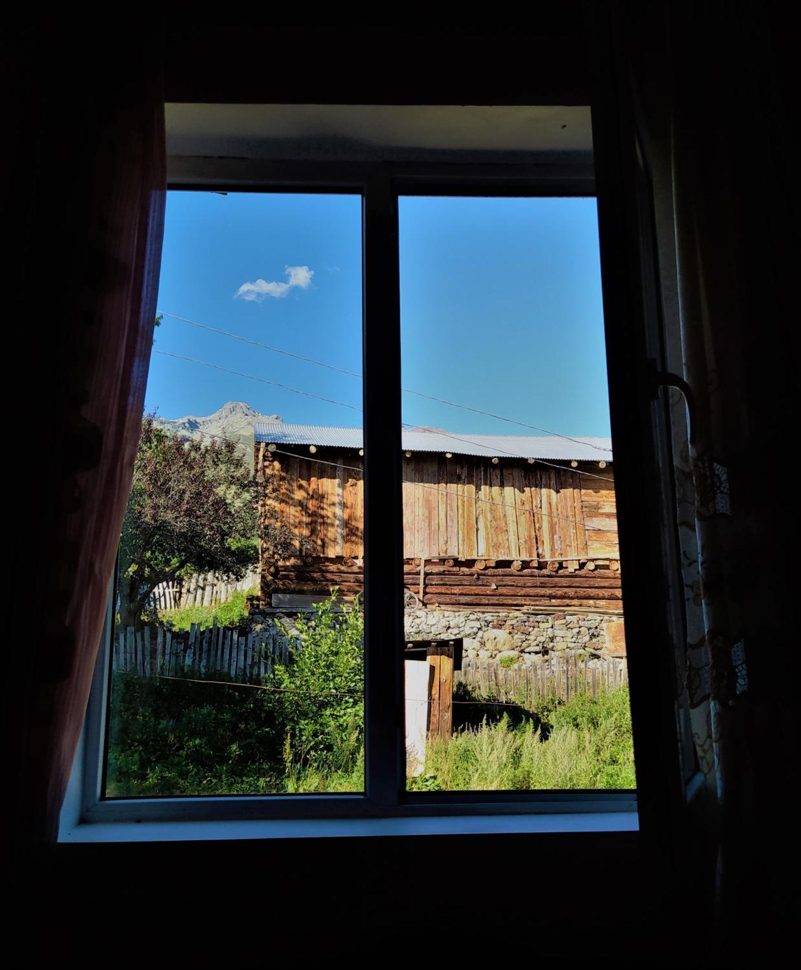 Gujejiani Guest House Местія Екстер'єр фото
