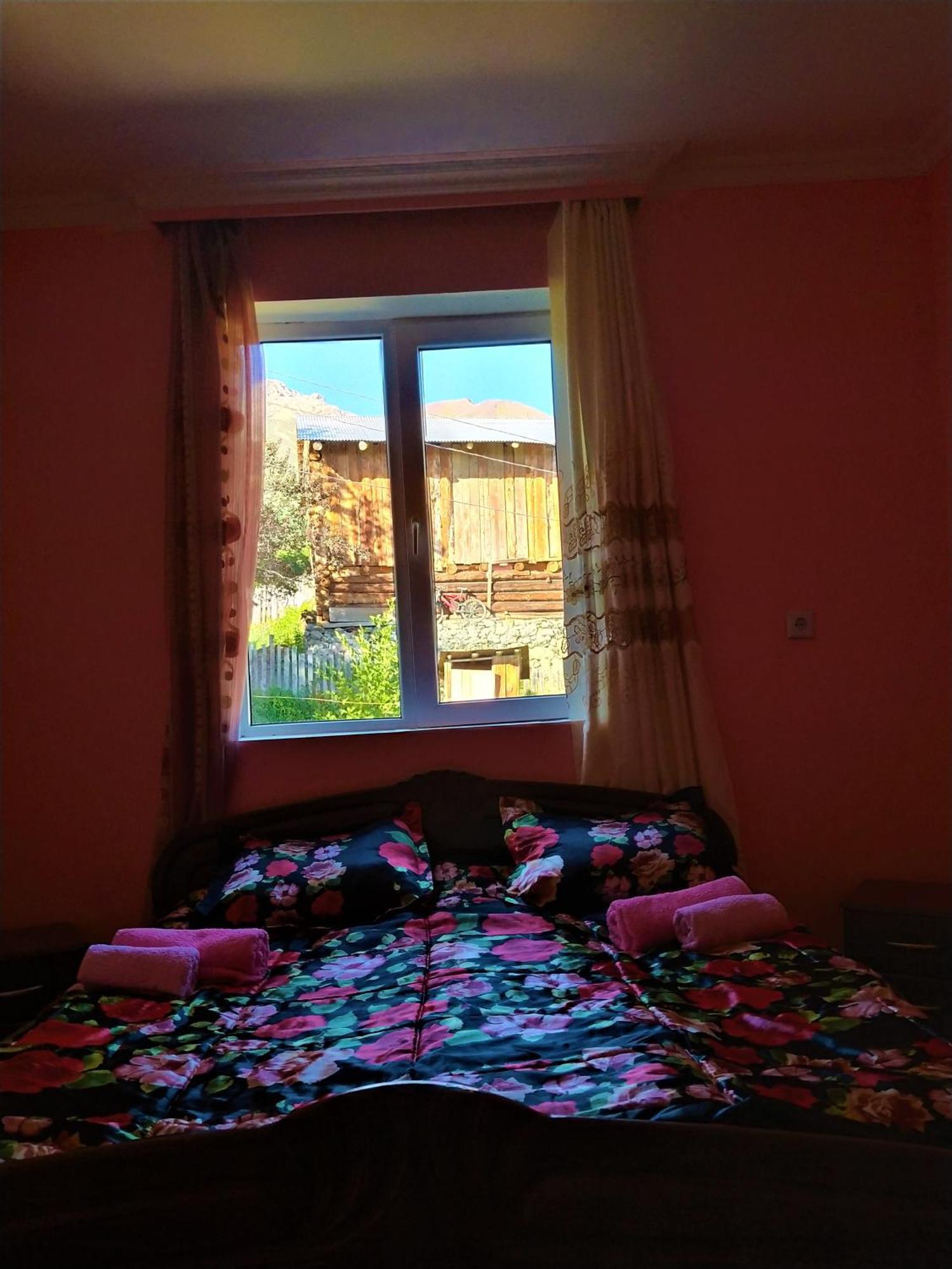 Gujejiani Guest House Местія Екстер'єр фото